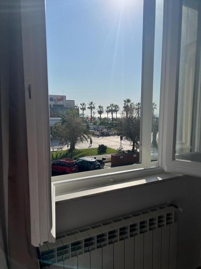 Al Mare 54 Luxury Guest House Lido di Camaiore Exterior photo